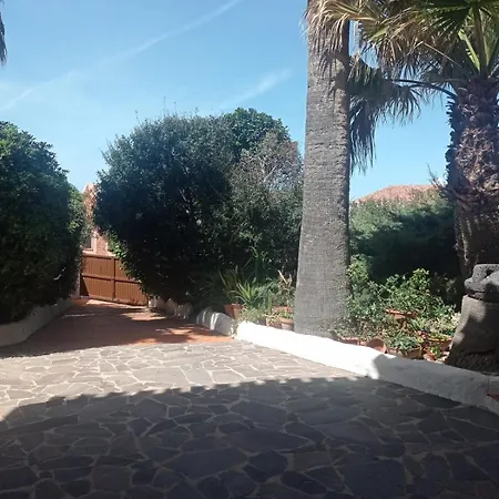 Casa Oleandro, Torre Del Pozzo *